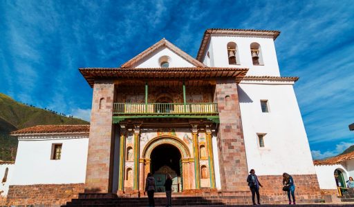 Andahuaylillas-Plaza-Principal